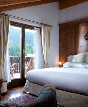 Stanza da letto Faloria Mountain Spa Resort