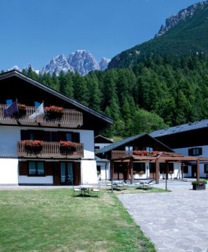 Esterno Faloria Mountain Spa Resort