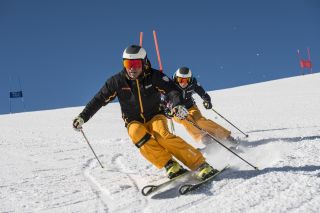 Sciare a Cortina